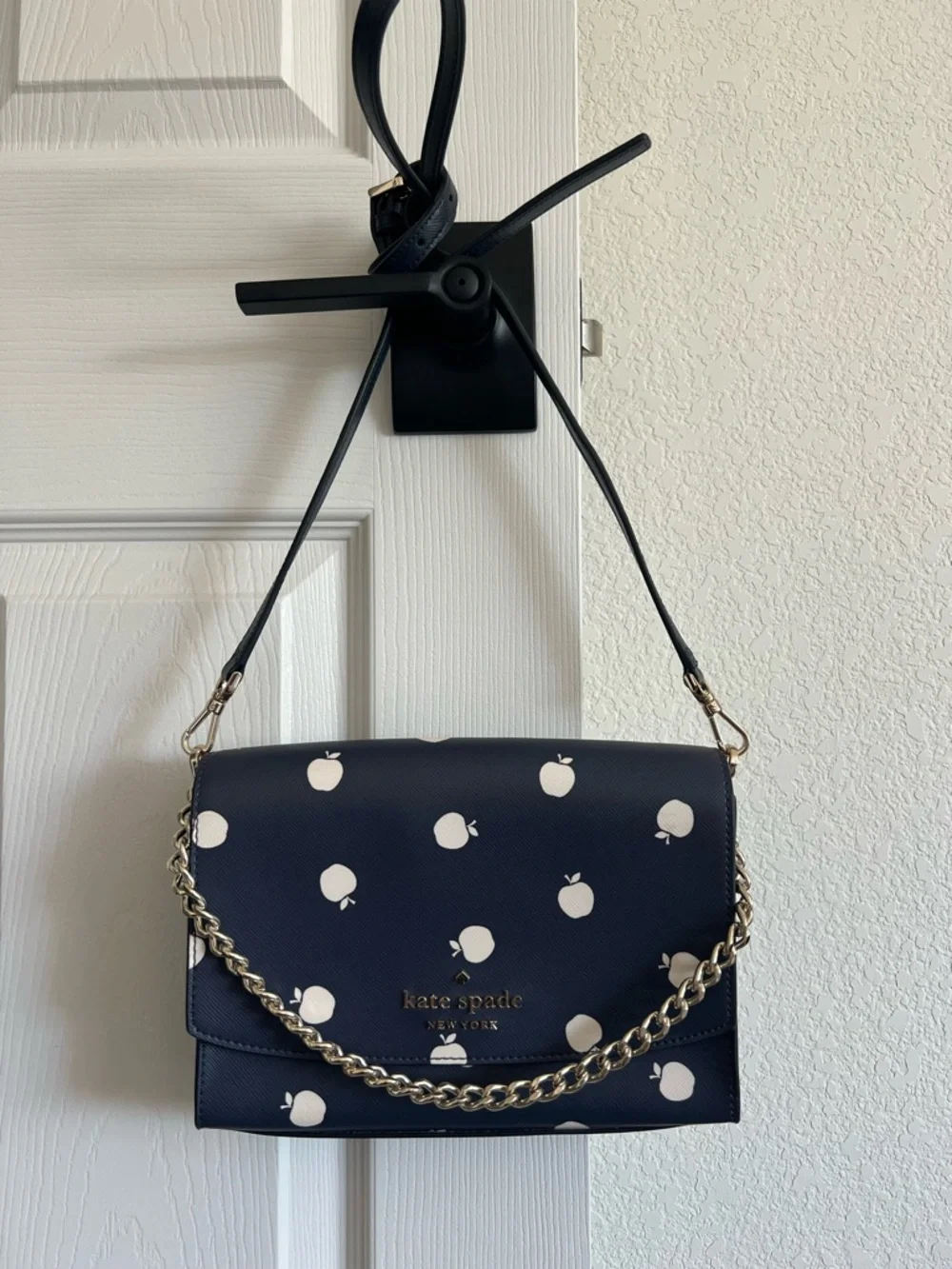 Kate Spade Carson Orchard Toss Convertible Crossbody, Apple Print - Picture 3 of 16